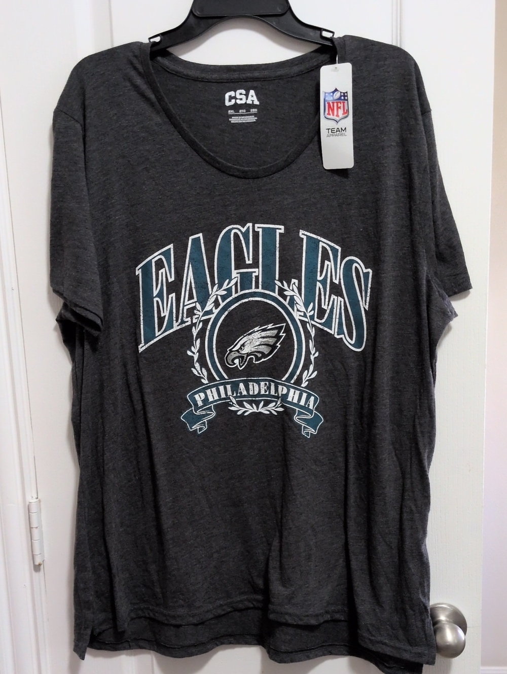 Women's Philadelphia Eagles Soft T-shirt